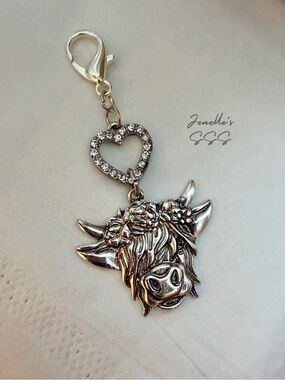 Silver Highland Cow Bag Charm with Crystal Heart Bead